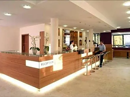 Stadthotel Hotel 4*