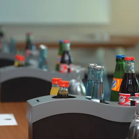 Stadthotel 4* كْرايلتْسهايم