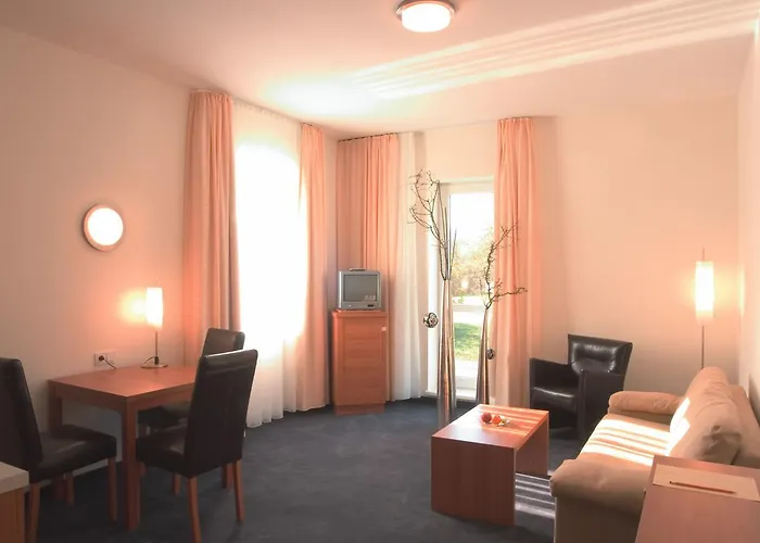 Stadthotel 호텔 4*